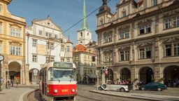 Encuentra vuelos baratos de Paraguay a Praga