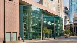 Hoteles cerca a 37th Annual Gratitude Night - Greater Minneapolis Intergroup