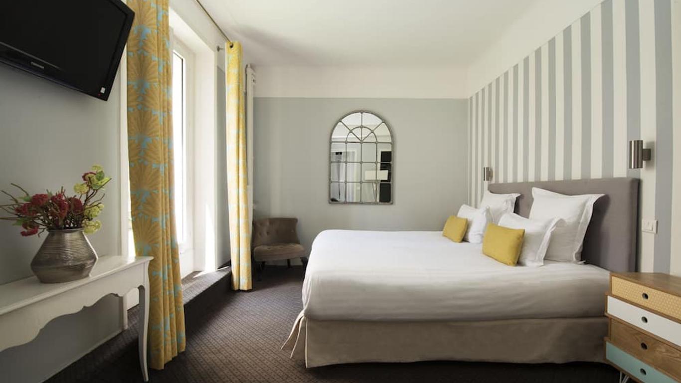 Hotel Des Batignolles