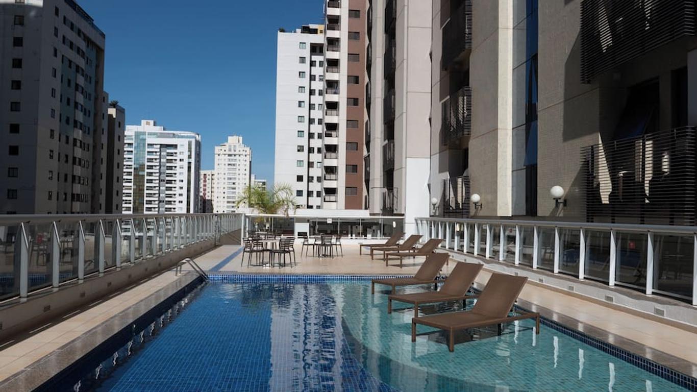 Smart4 Hotel