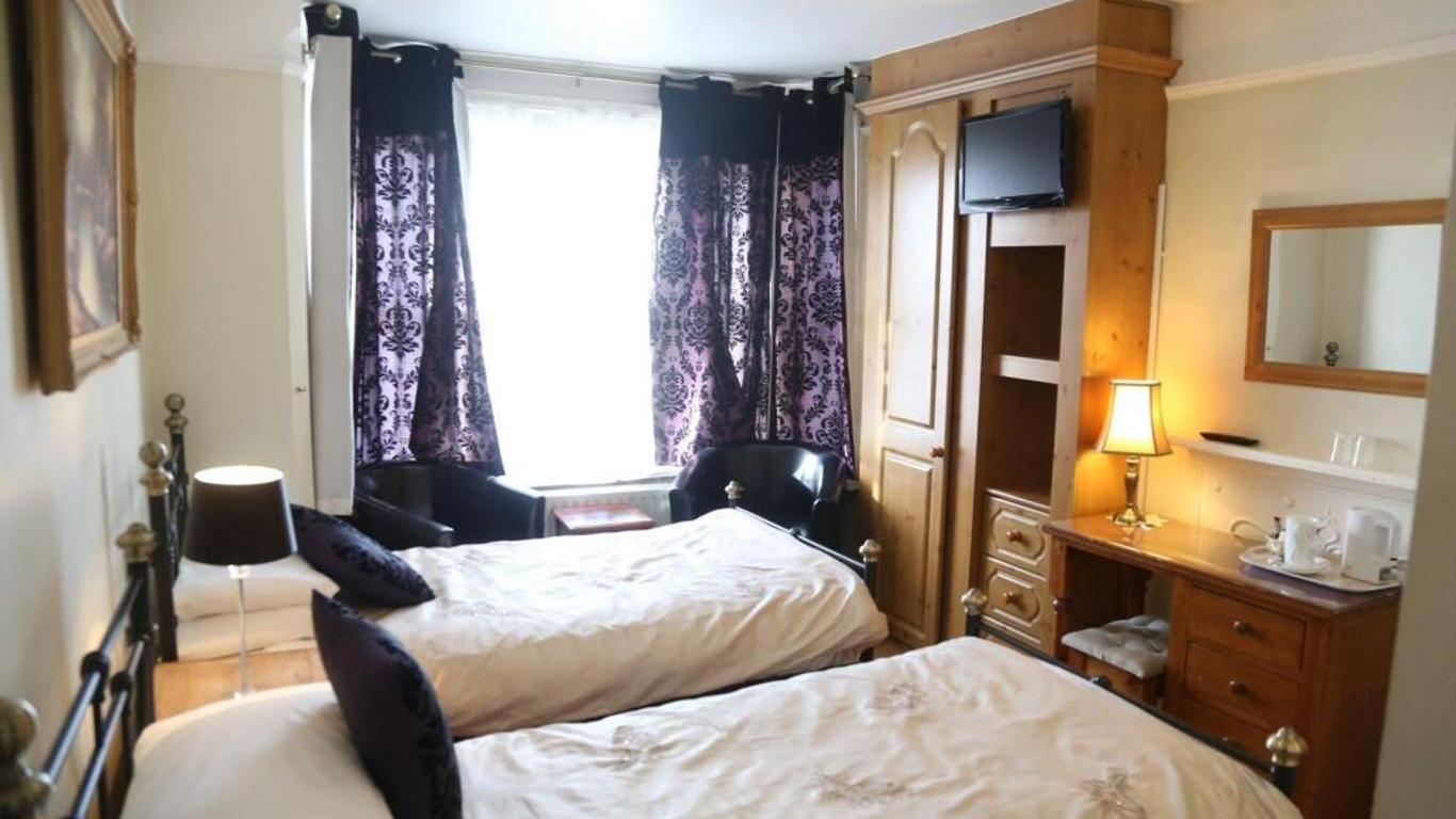 All Seasons Guest House