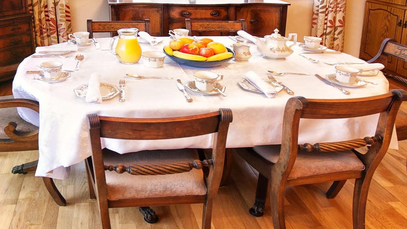 Broadlands B&B