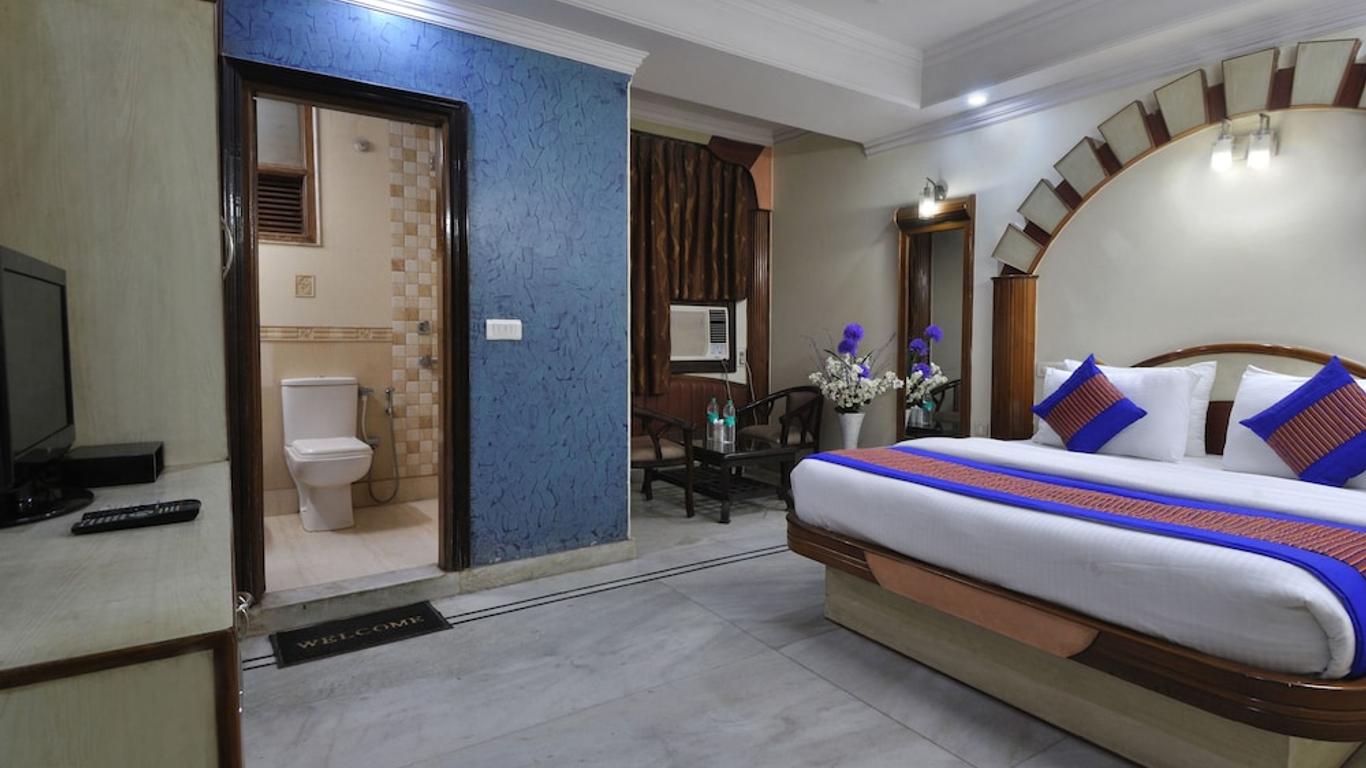 Hotel De Holiday International
