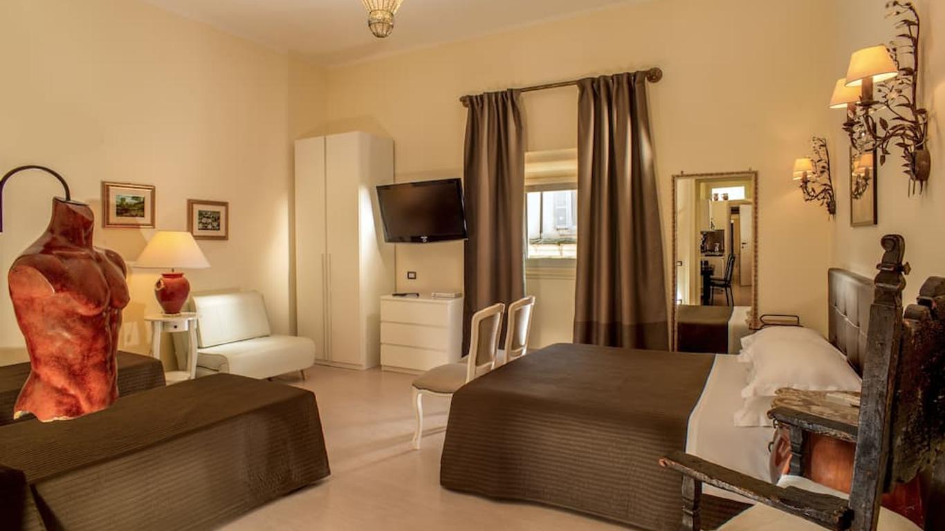Roma Central Guest House