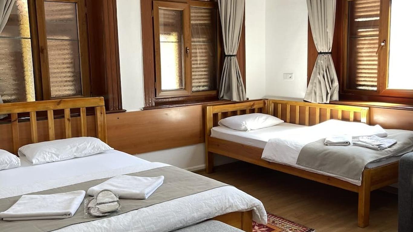 Held Hotel