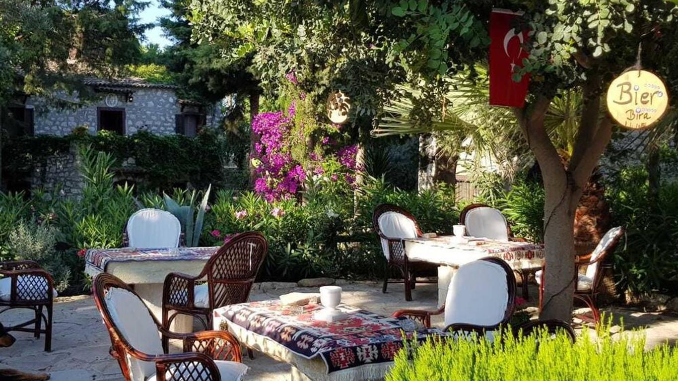 Medusa House Butik Hotel