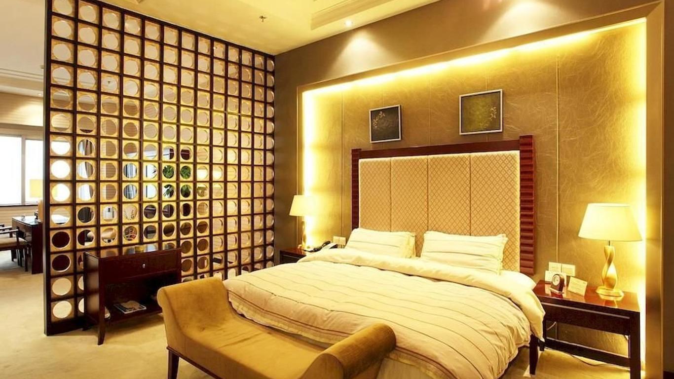 Zhengzhou Weilai Conifer Hotel