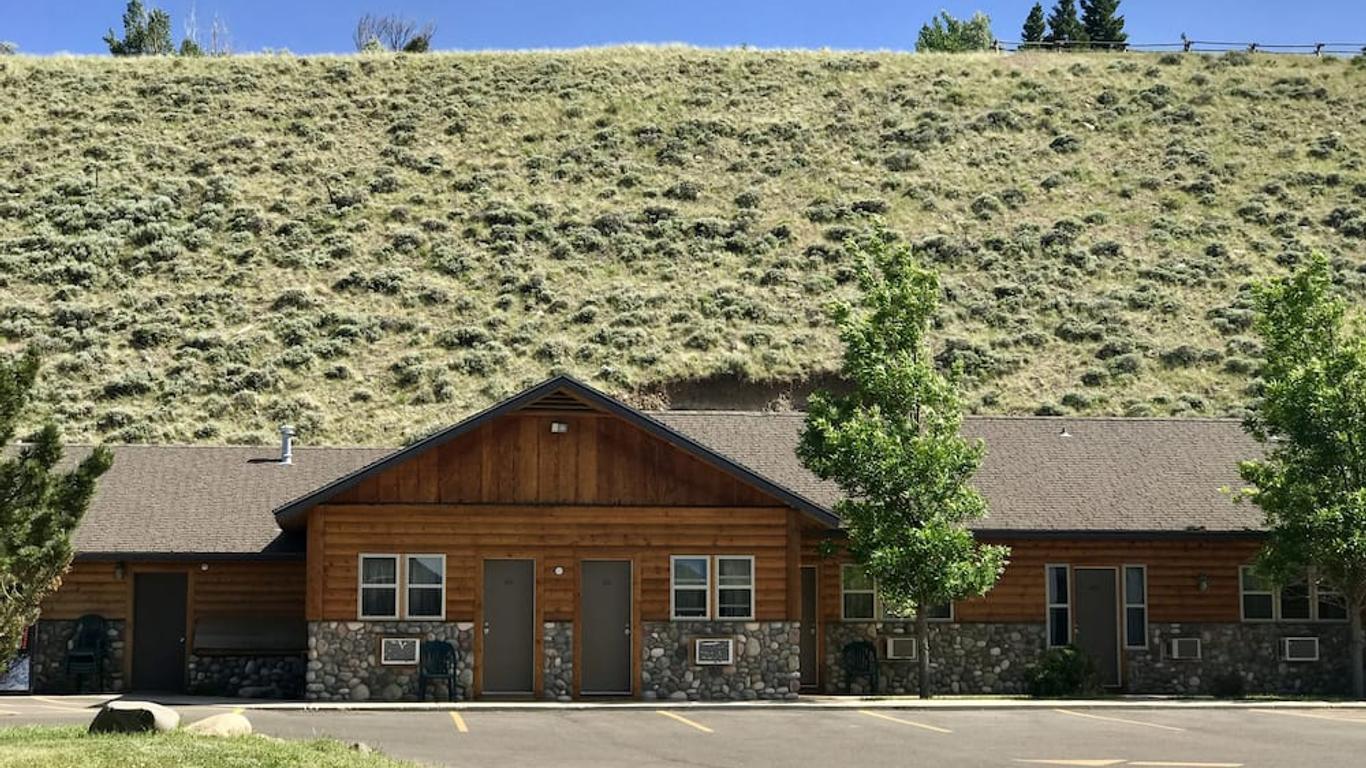 Holiday Lodge