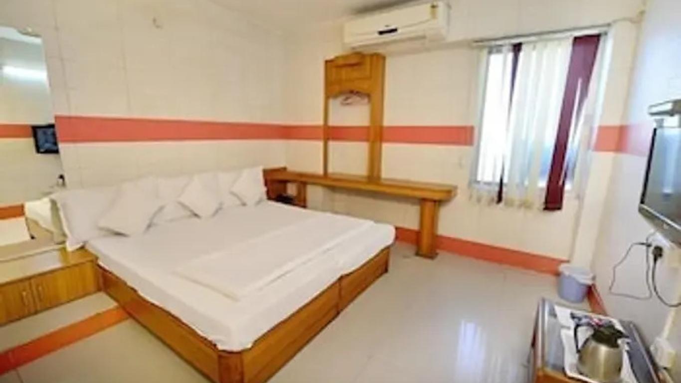 Hotel Ganpati