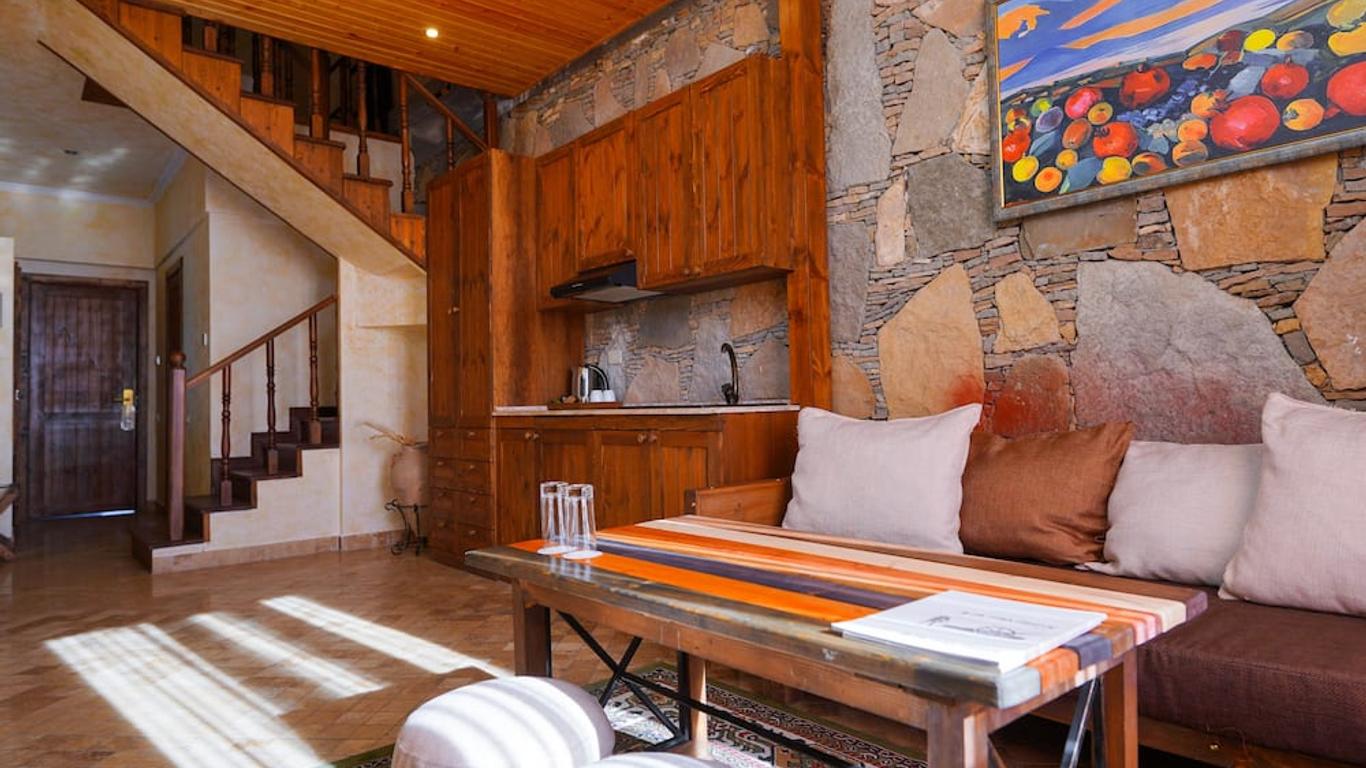 Caucasus Hotel