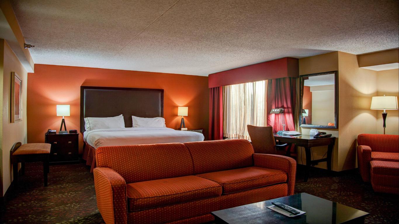 Holiday Inn Express & Suites Tyler South