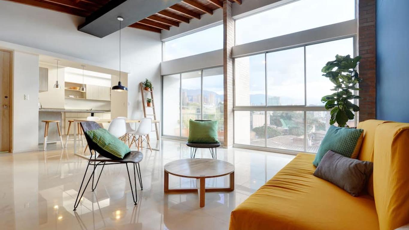 Manila House