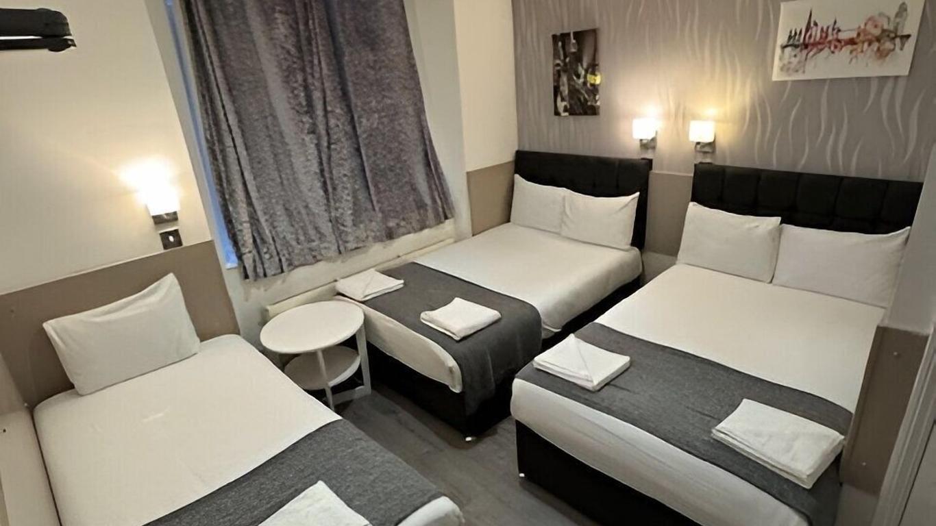 Tony's House Hotel