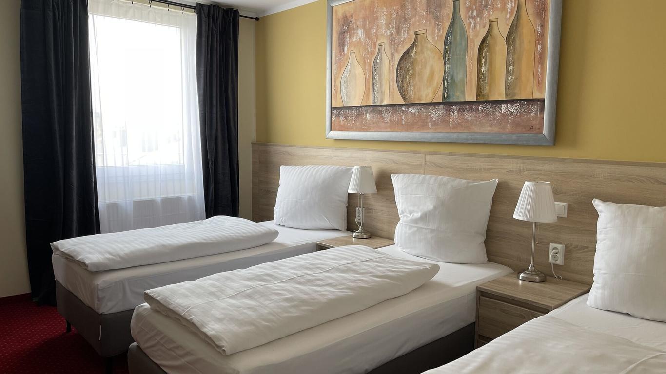 Palm Premium Hotel & Apartments