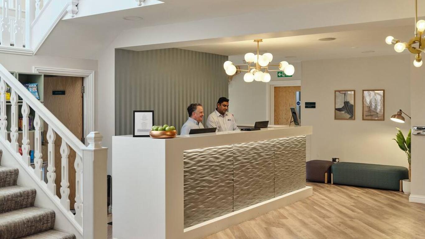 Linton Lodge Hotel, BW Signature Collection
