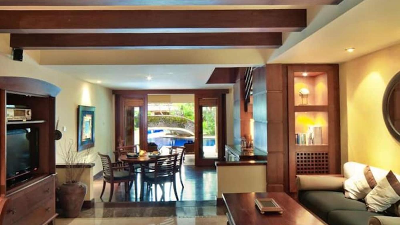 Pool Villa Merumatta Senggigi