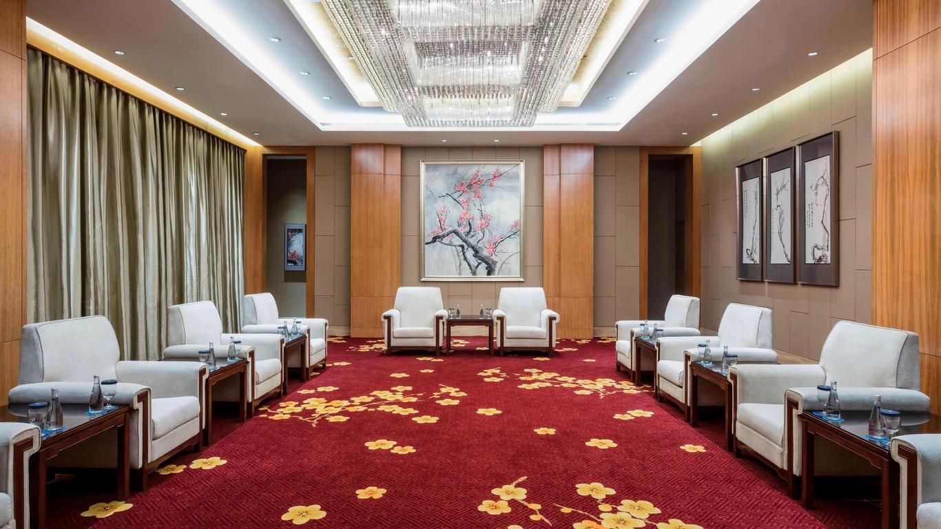 Sheraton Wuxi Binhu Hotel