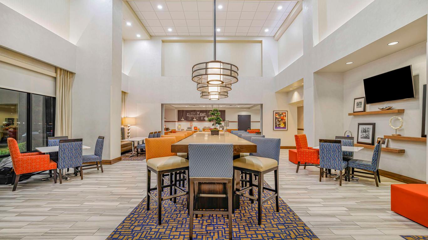 Hampton Inn & Suites Dallas/Plano-East
