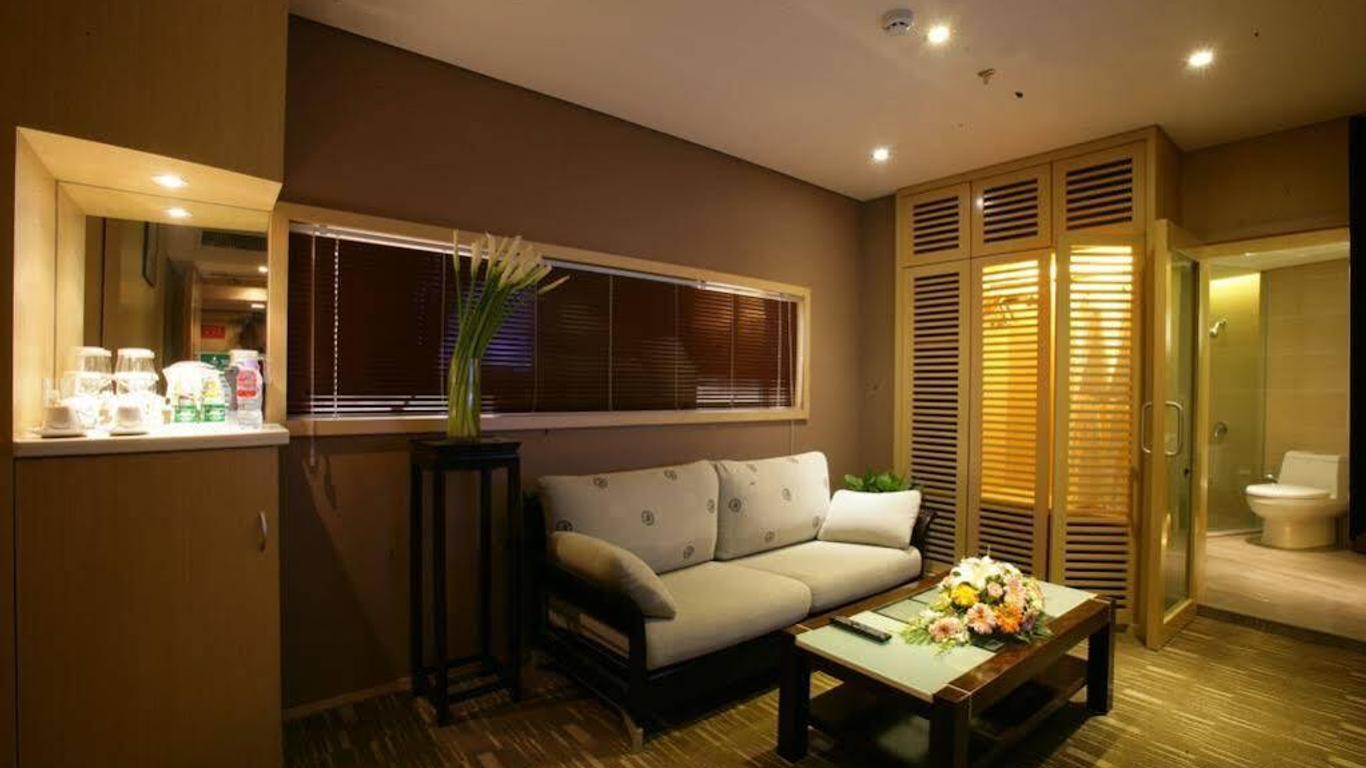 Xin Hua International