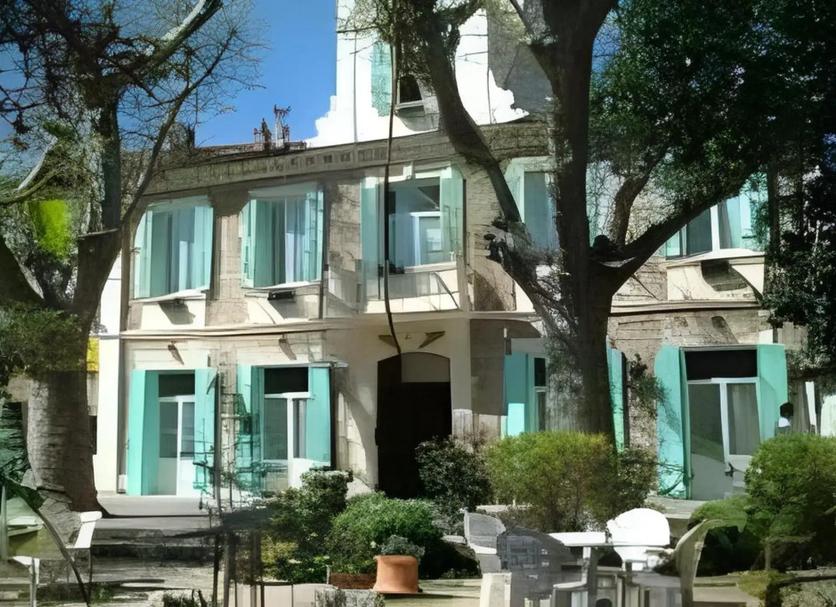 Edificio Foto