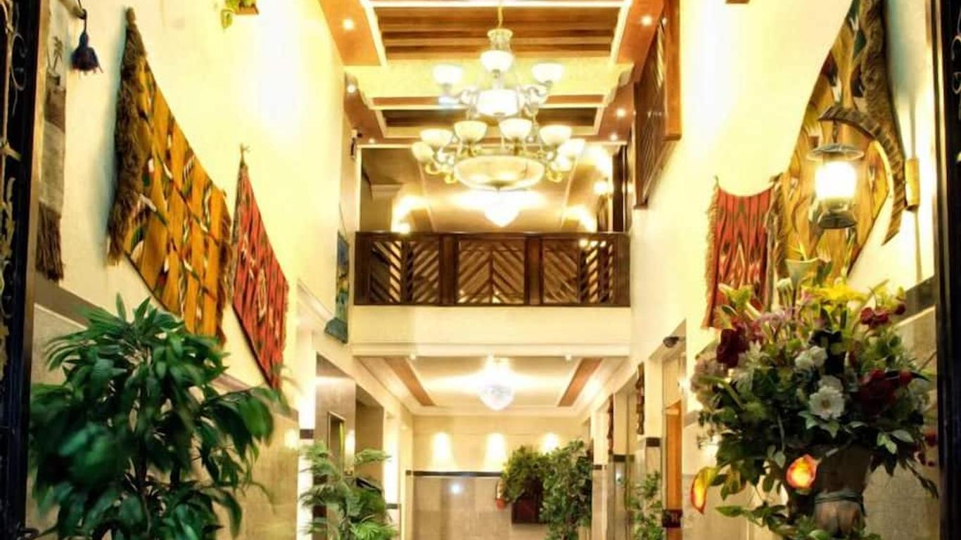 Jardaneh Hotel
