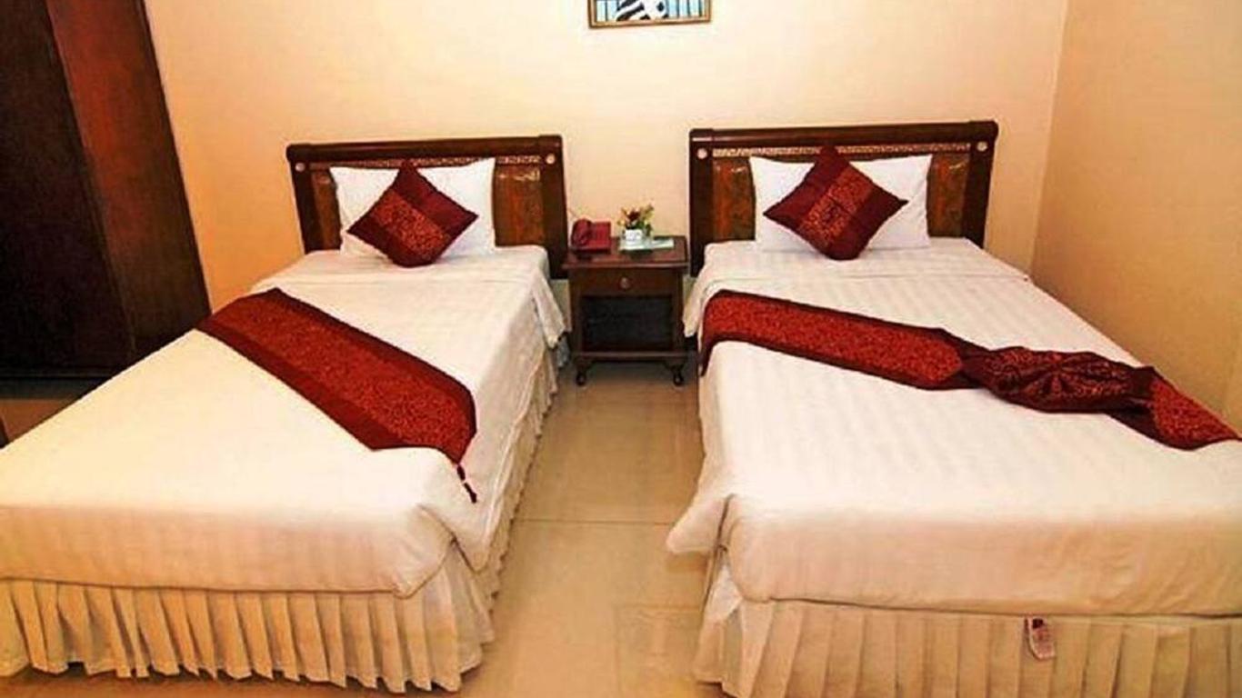 Grand Lucky Hotel