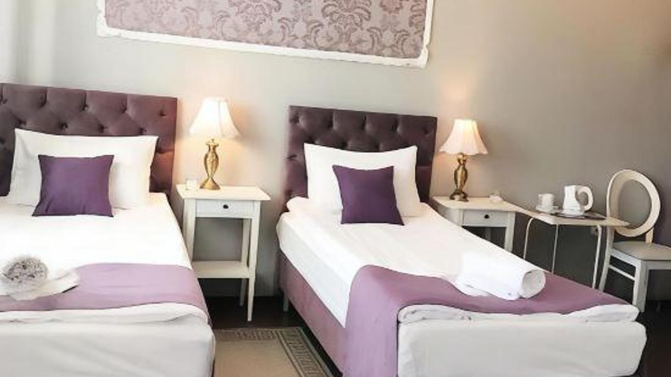 N-House Hotel