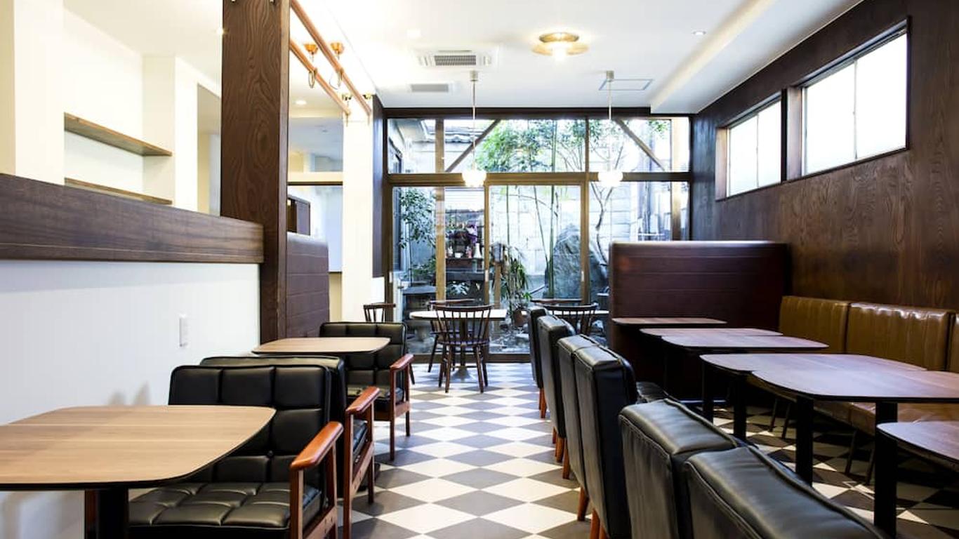 Cafe & Guest House Nagonoya