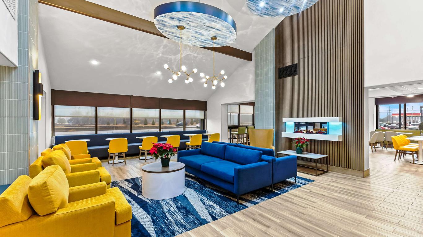Comfort Inn & Suites Evansvile Airport