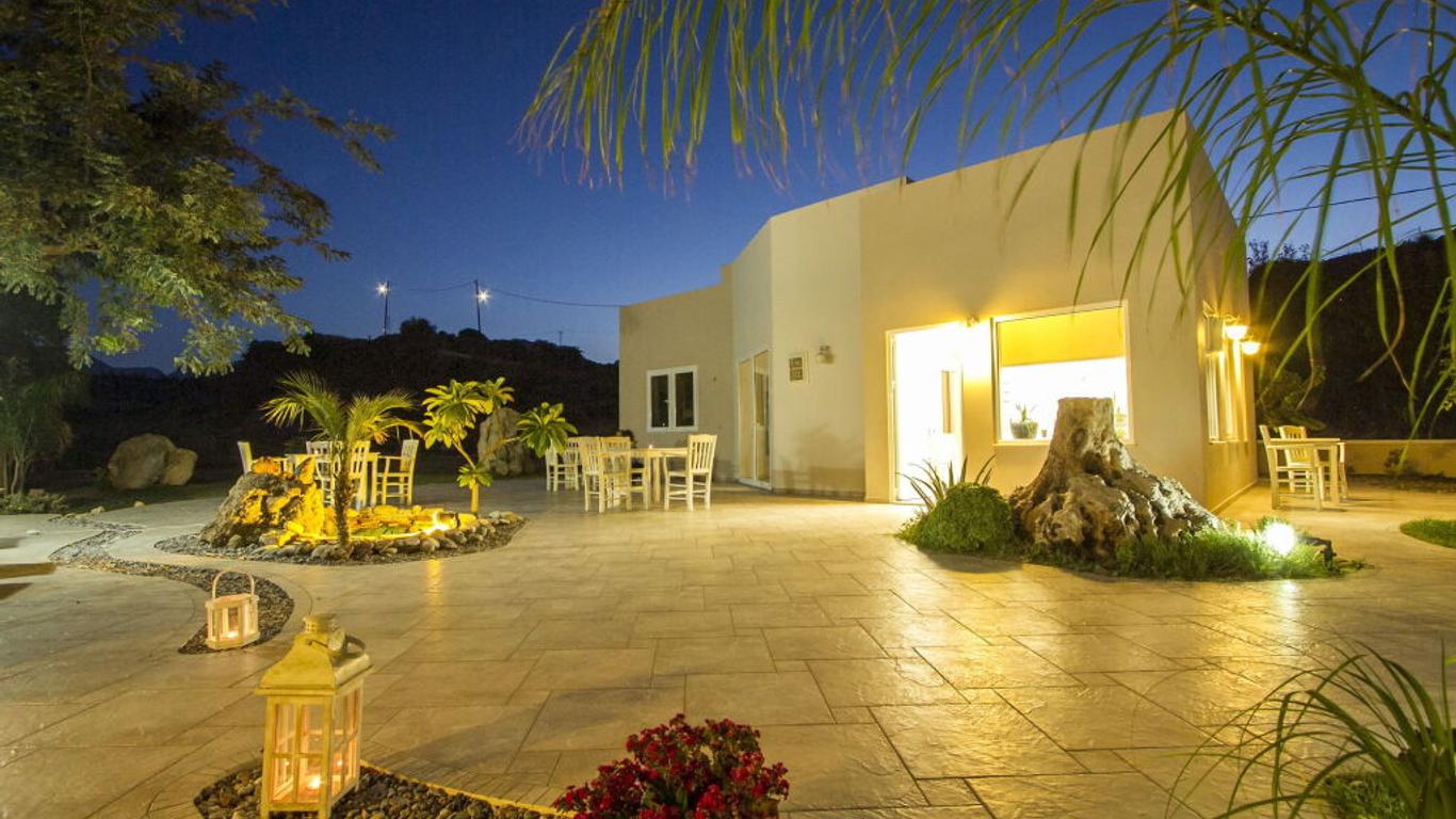 Elena Beach Hotel