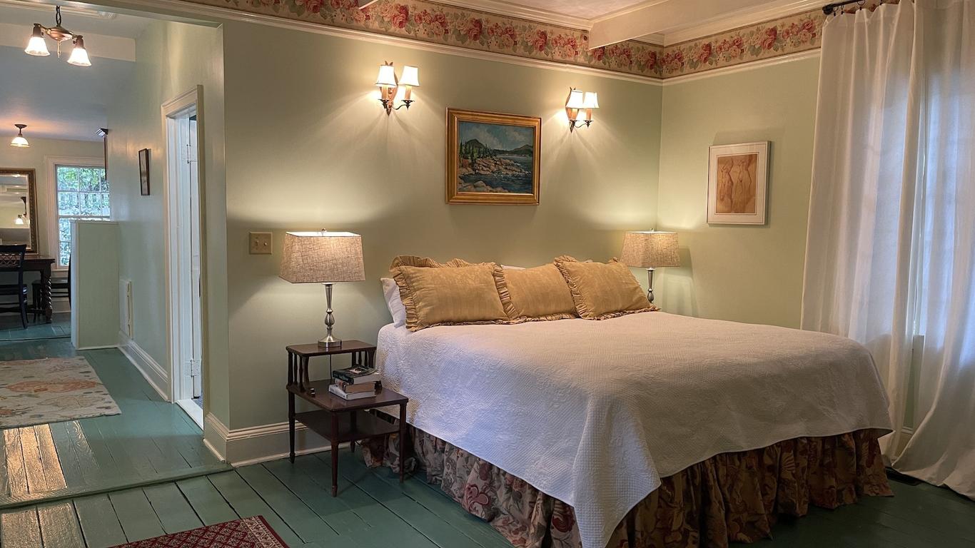 Rothschild-Pound House Inn and Village