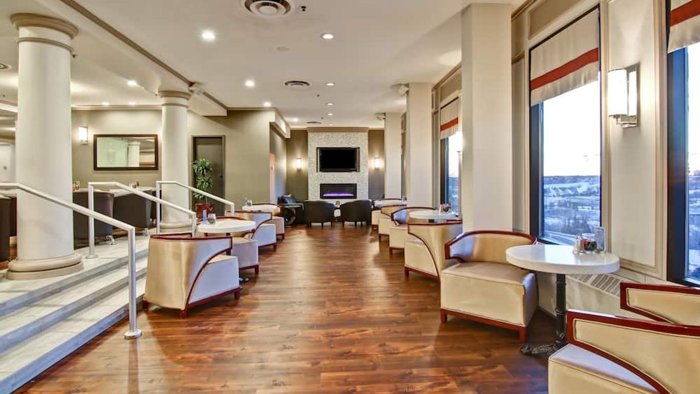 Chateau Lacombe Hotel