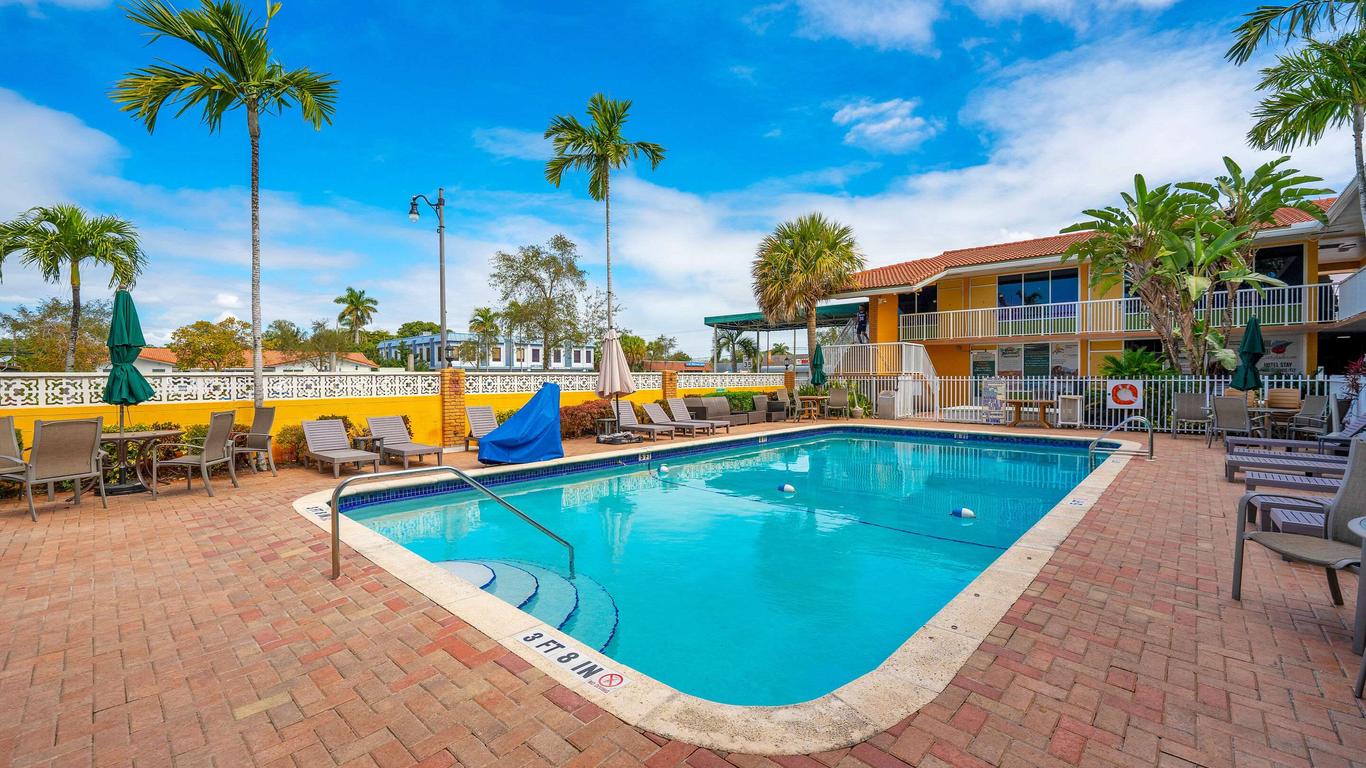 Quality Inn & Suites Airport/Cruise Port Hollywood