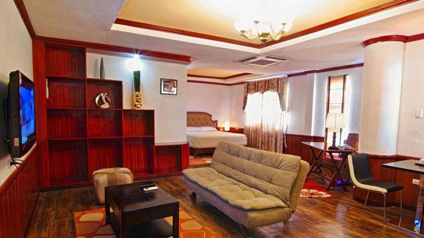 Dulcinea Hotel and Suites