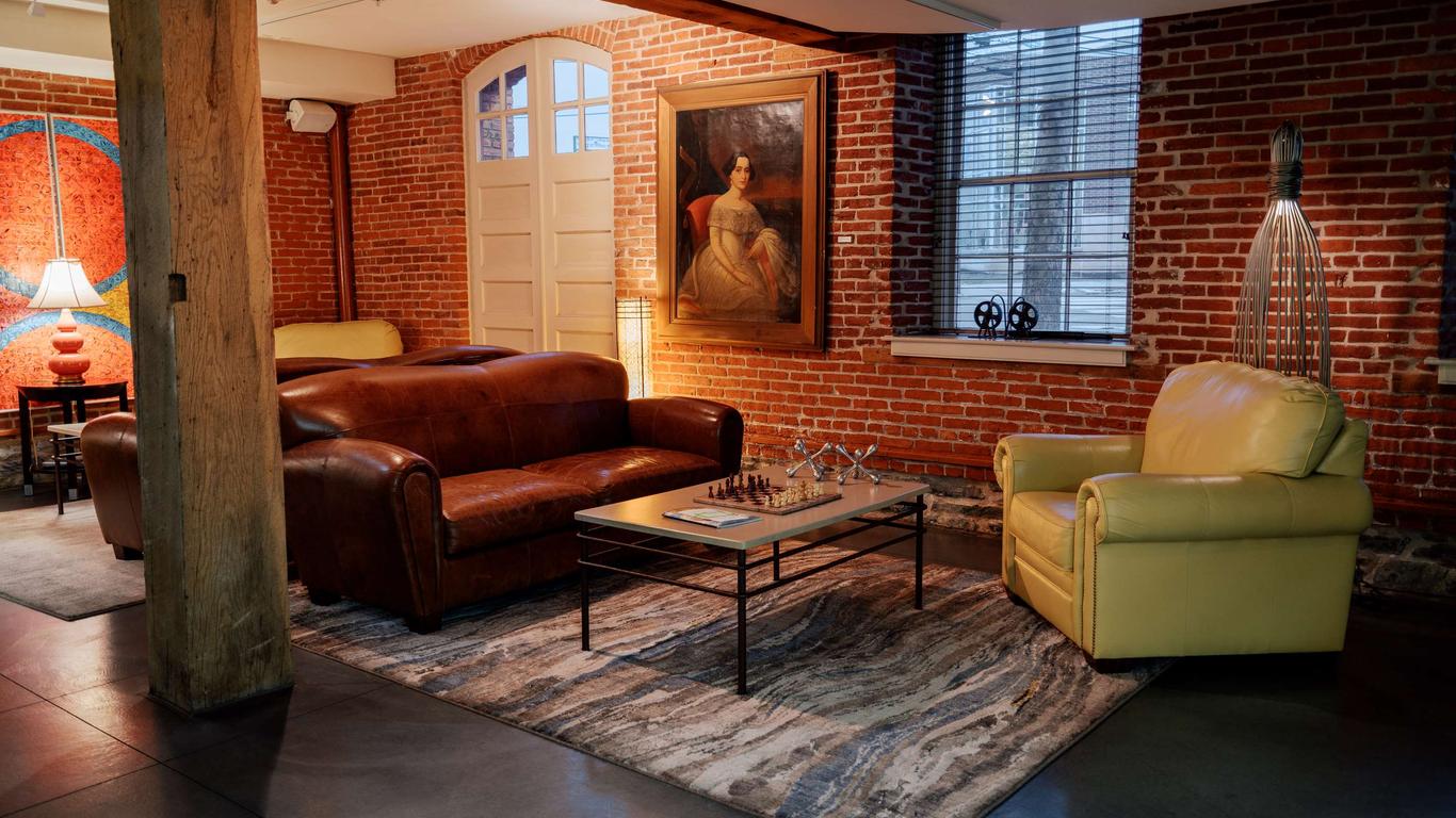 Lancaster Arts Hotel