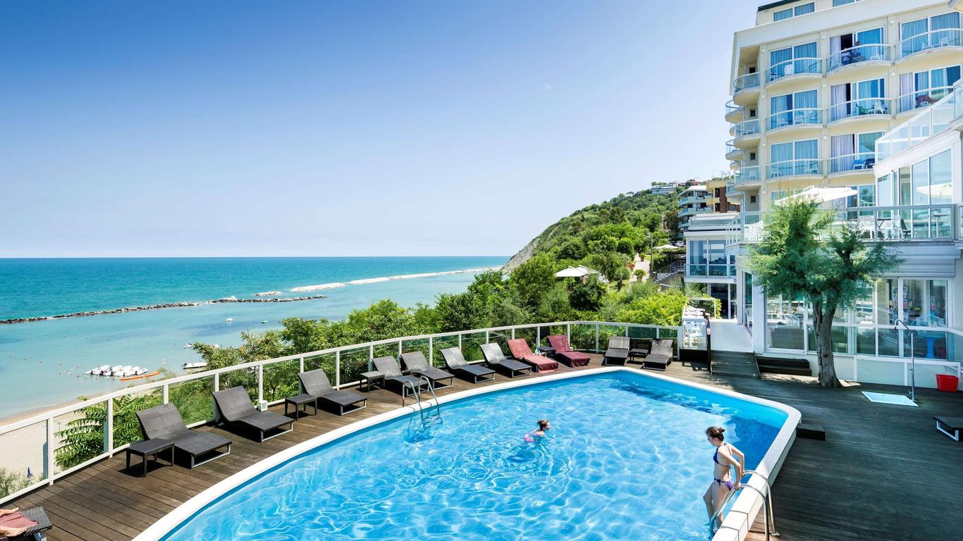 Hotel Sans Souci