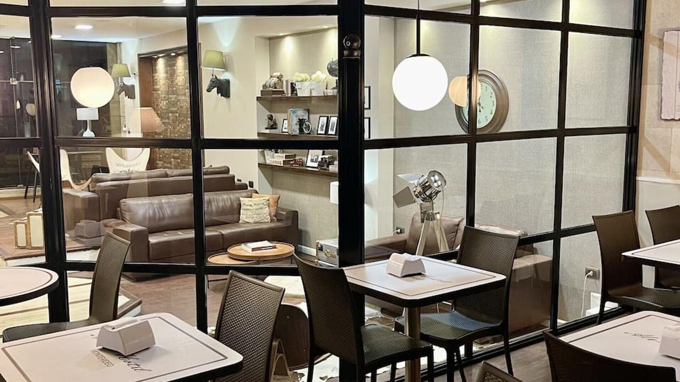 Hotel Alvear