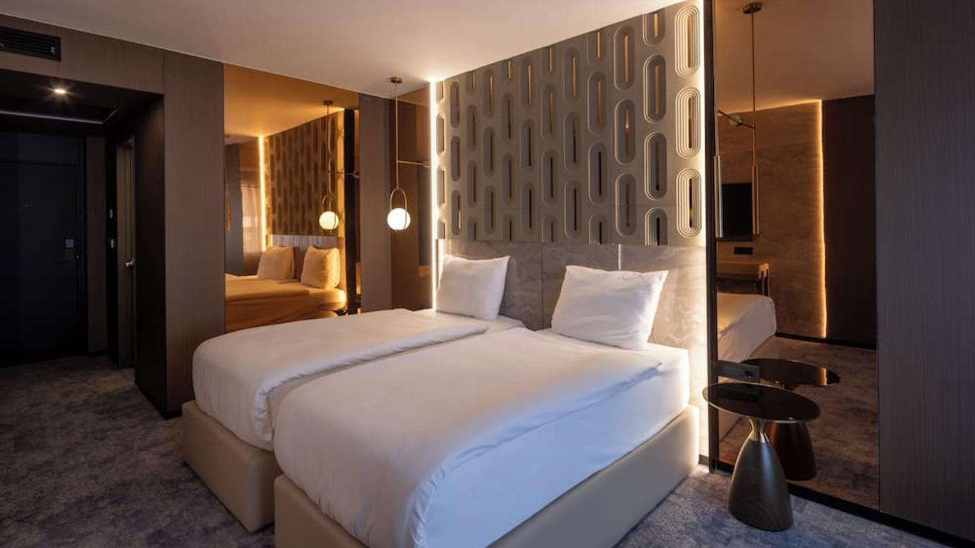 Nobel Design Hotel