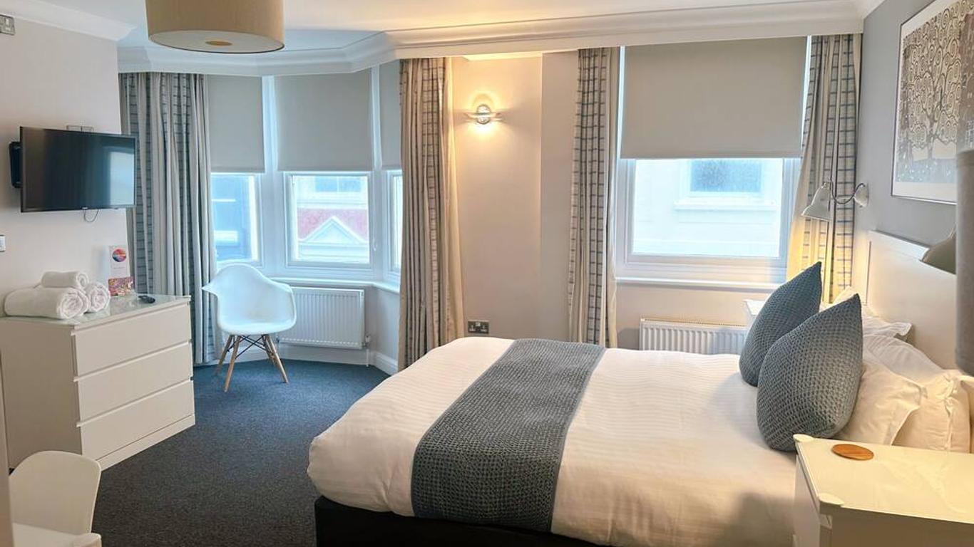 Legends Hotel