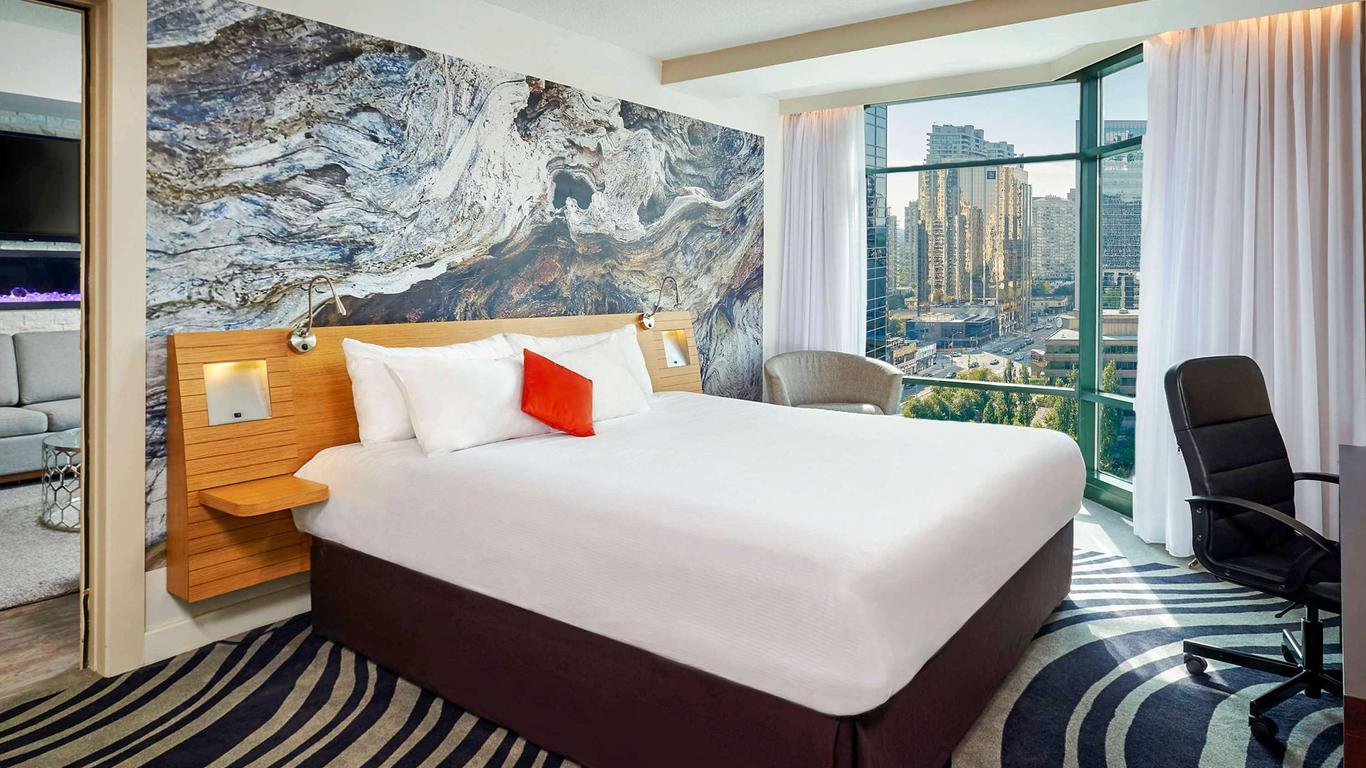 Novotel Toronto North York