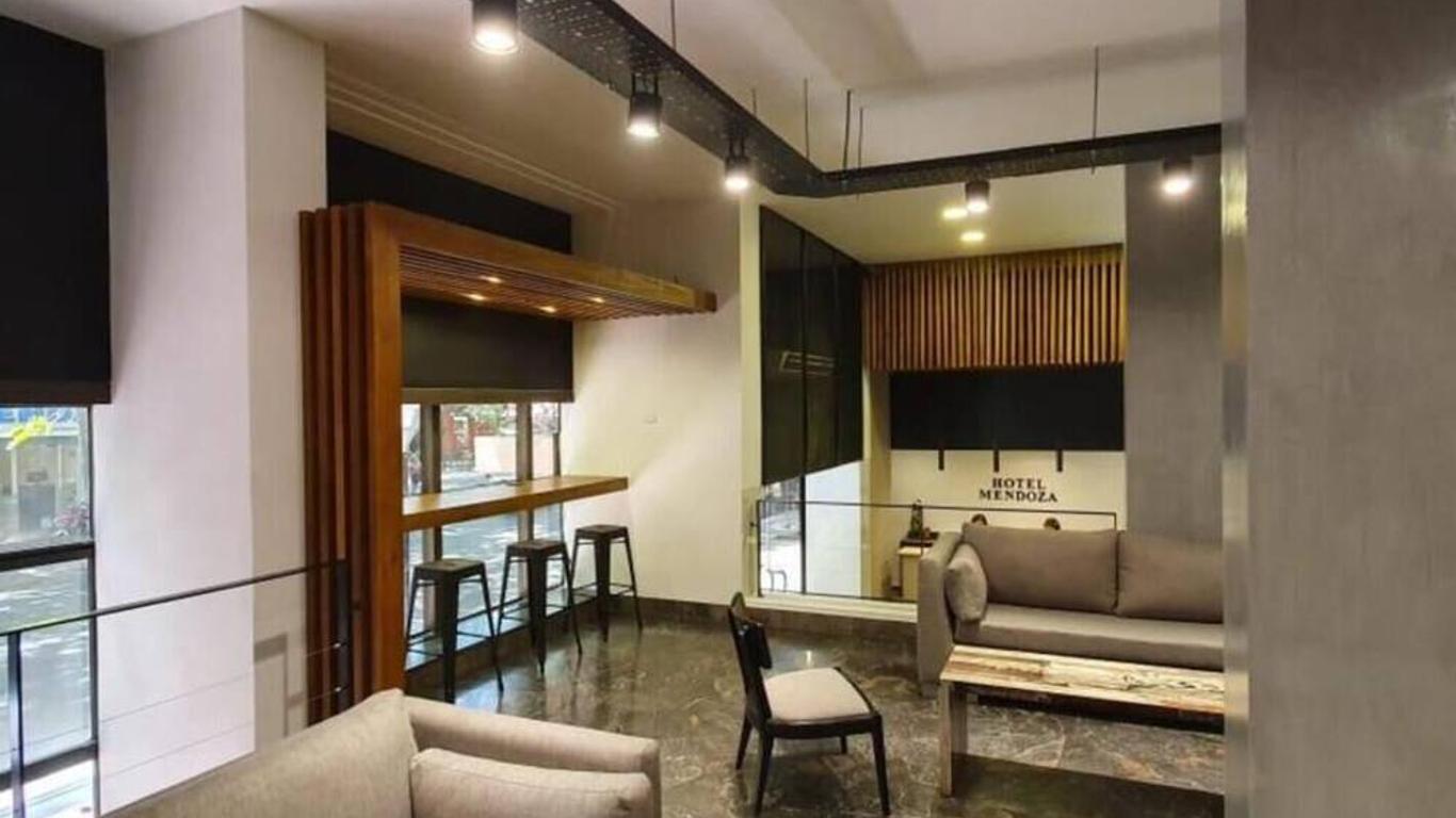 Hotel Mendoza