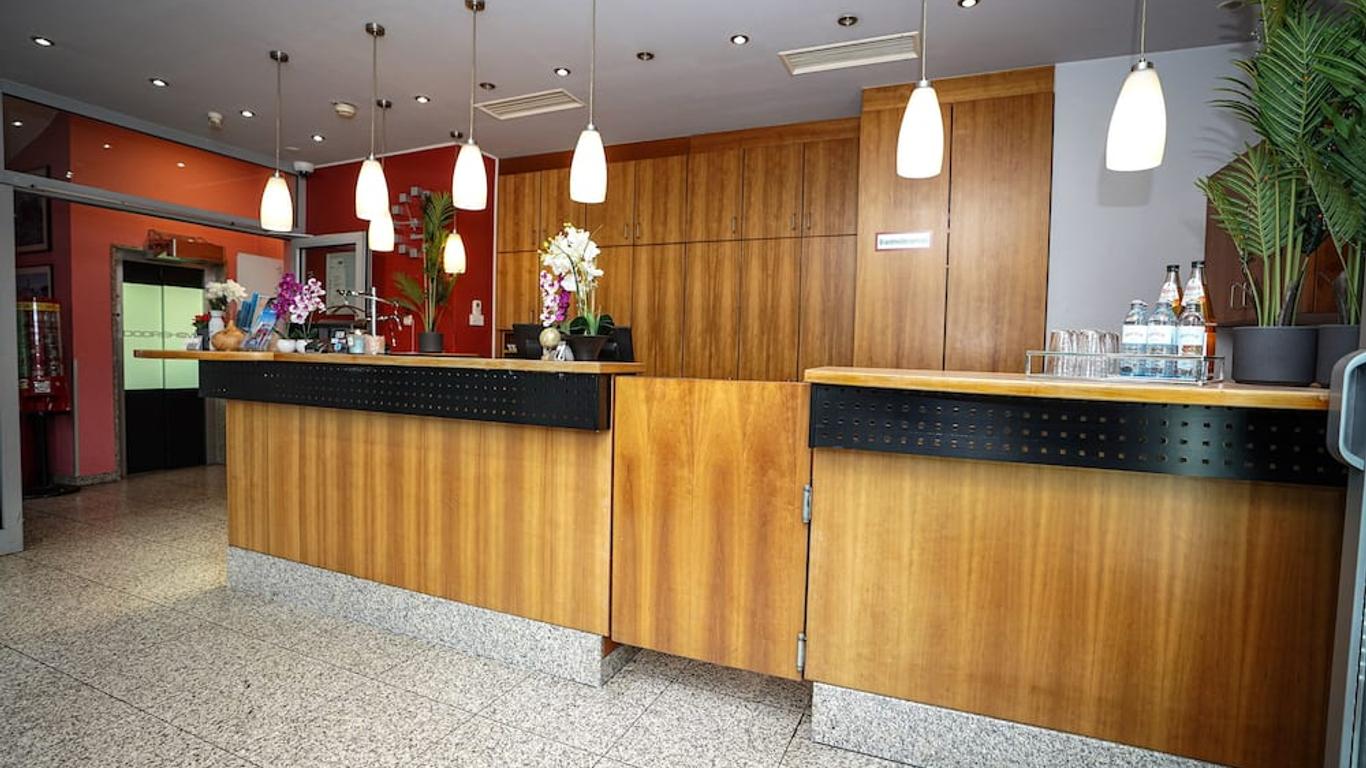 Hotel Miramar am Romer