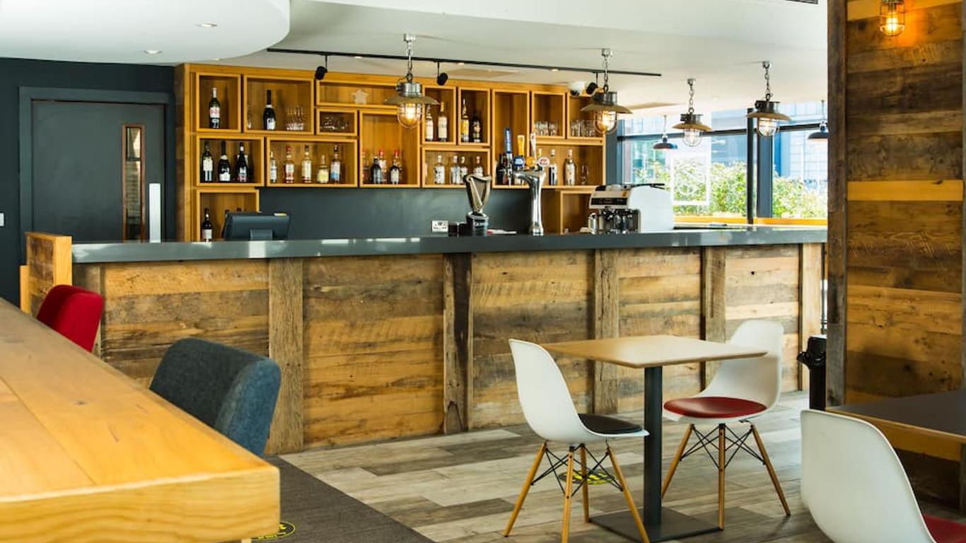 ibis Leicester City