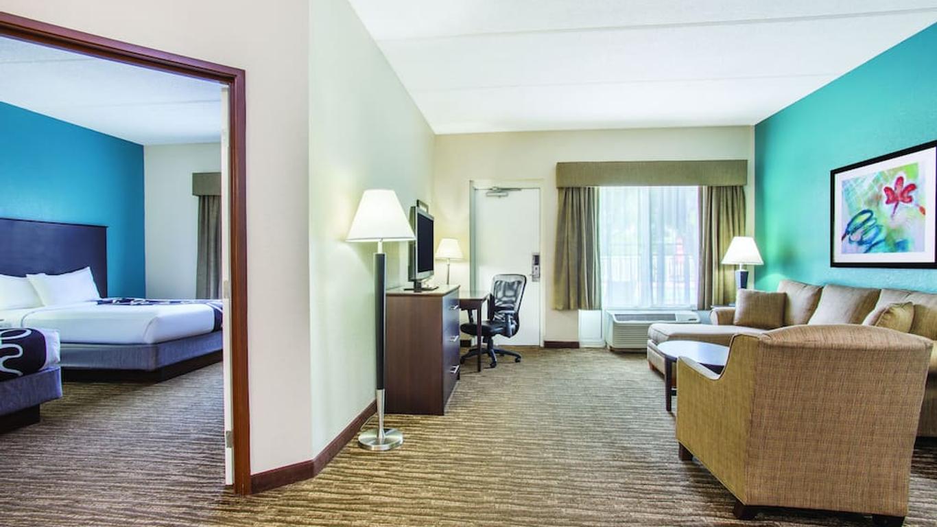 Comfort Inn & Suites Sarasota I75