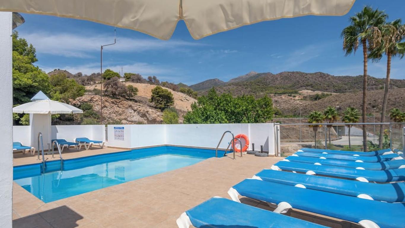 Hotel Playamaro