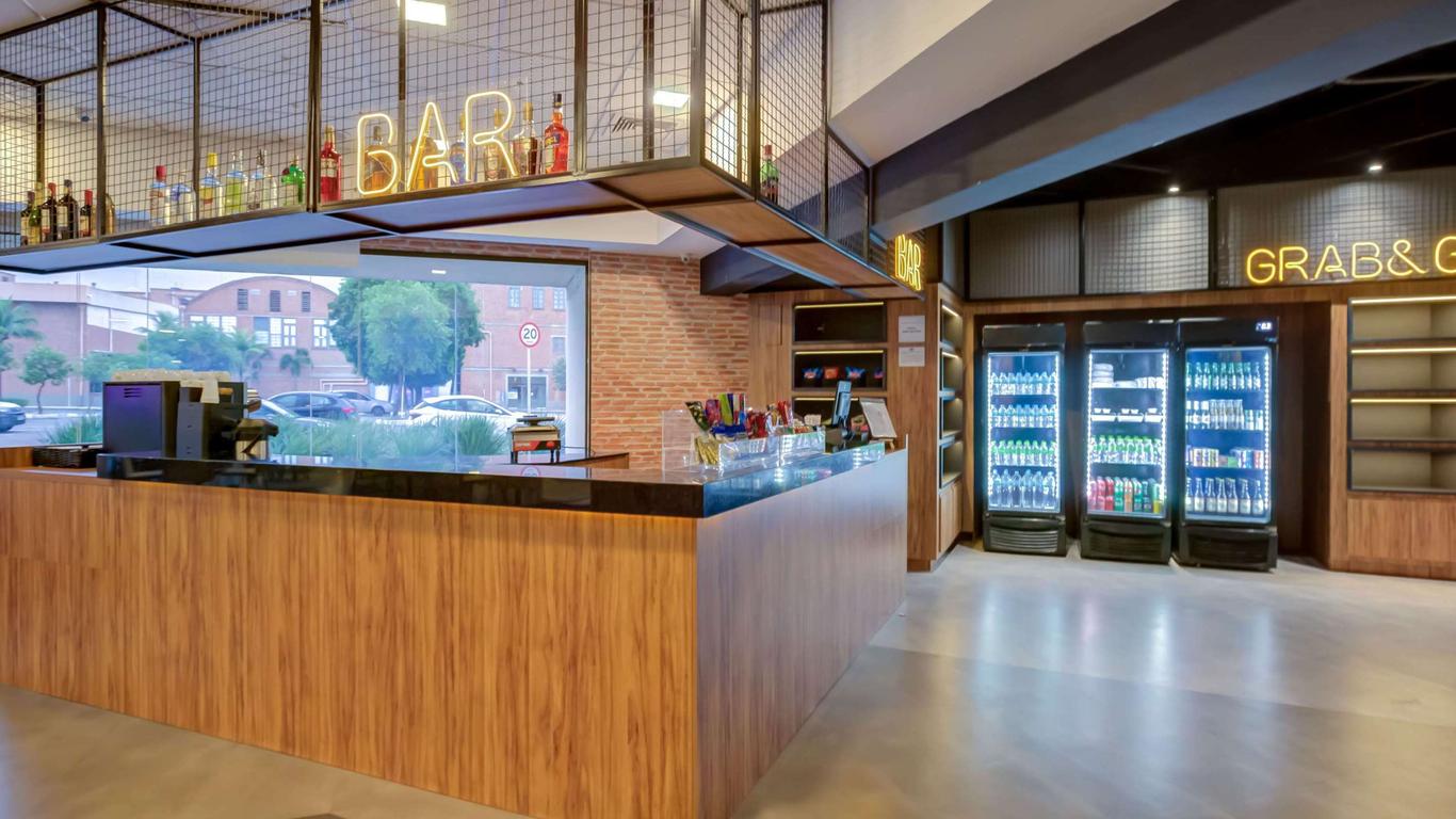 Ibis Budget Rio de Janeiro Nova America