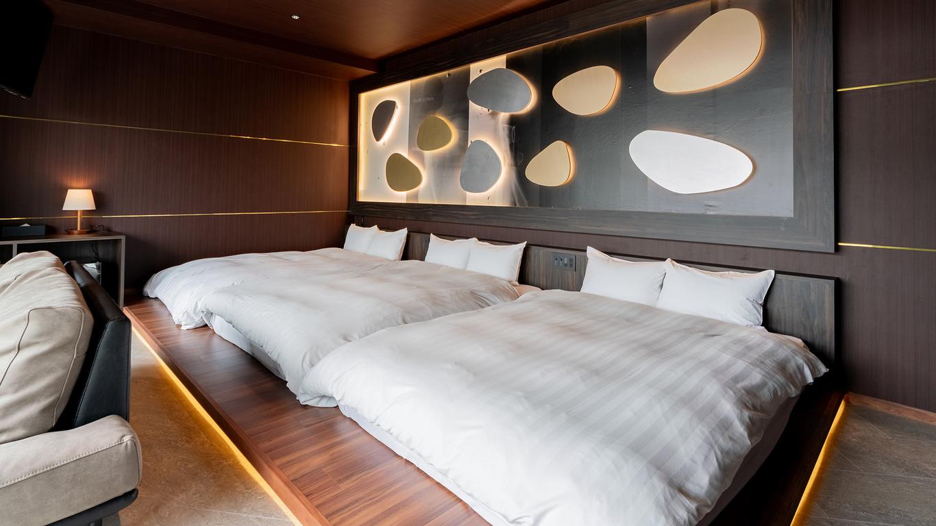 Kobe Port Tower Hotel