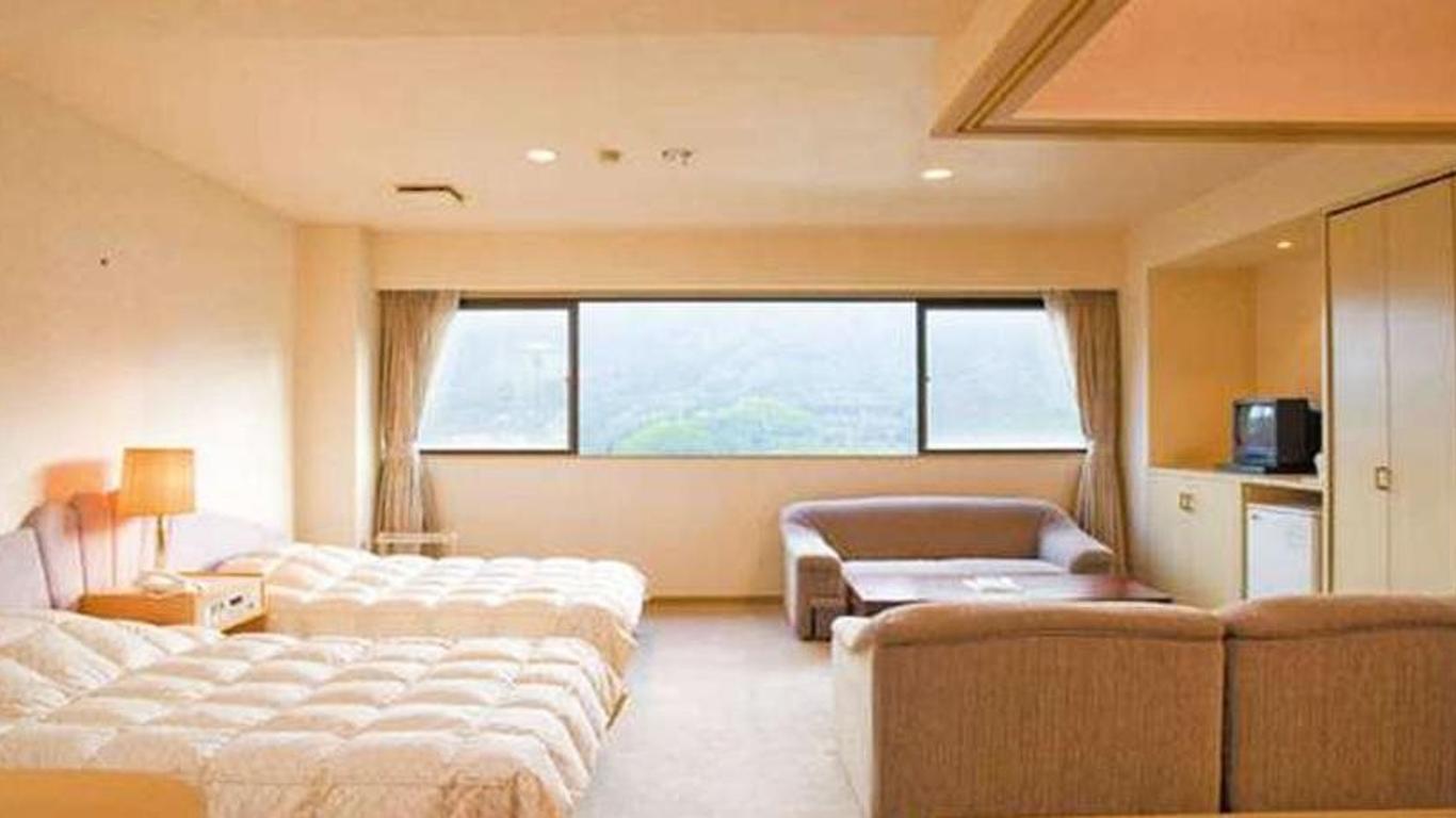 Hotel Second Stage