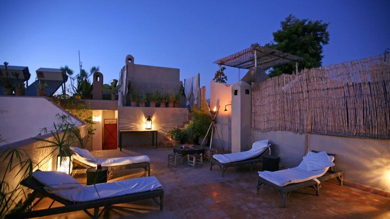 Riad O2