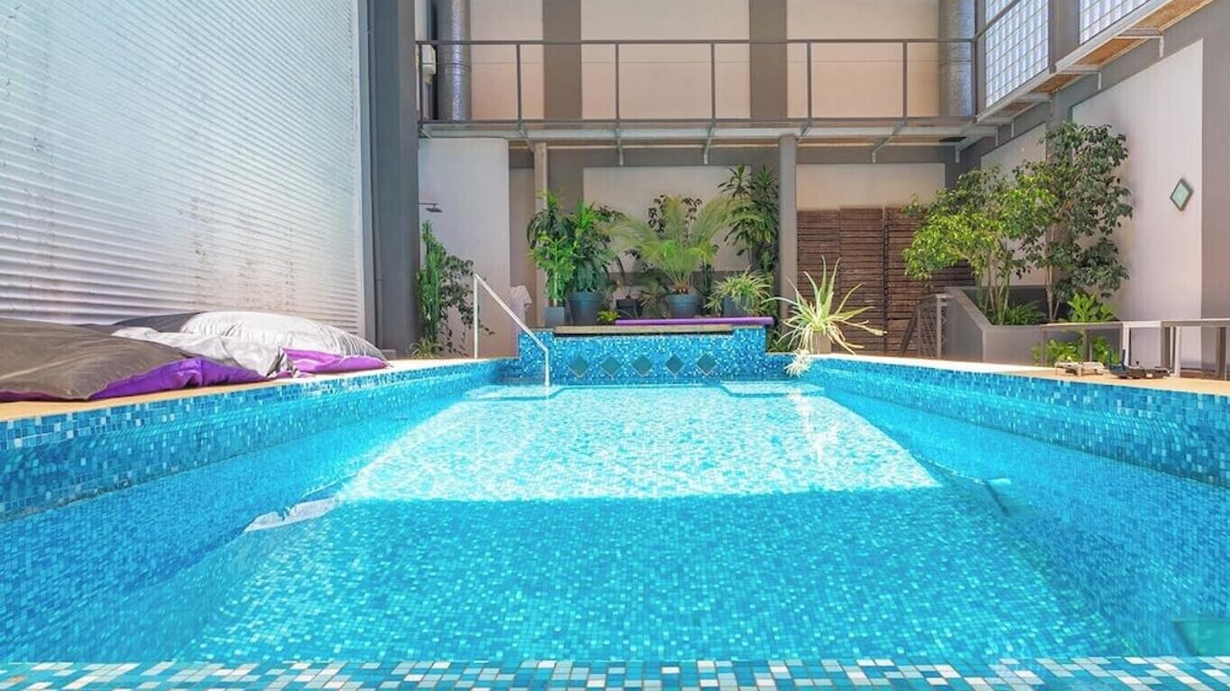 Prodeo Hotel & Lounge